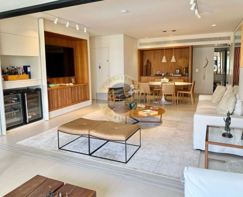 Apartamento em Lâmina no Saint Tropez | 178m², 3 Suítes, 3 Vagas e Box Privativo