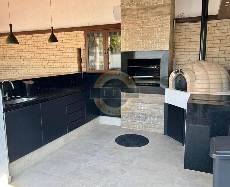 Casa Espetacular no Del Lago – 5 Suítes, Home Cinema e Área Gourmet na Barra