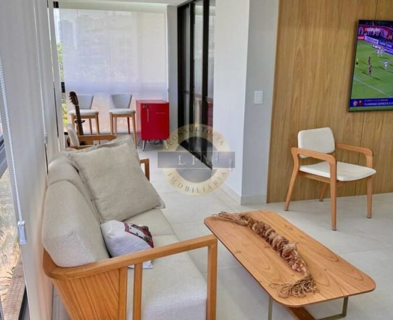Apartamento Reformado na Quadra da Praia – Aldeia do Mar, Barra da Tijuca